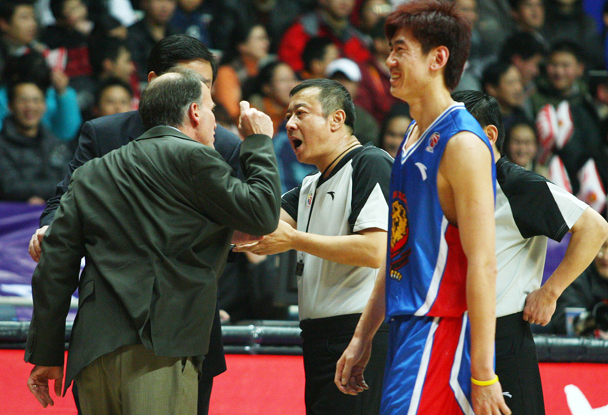 开云体育APP下载德甲赛程吃紧；深圳男篮加时末段扳平良机；气氛紧张；训练强度明显提升的简单介绍