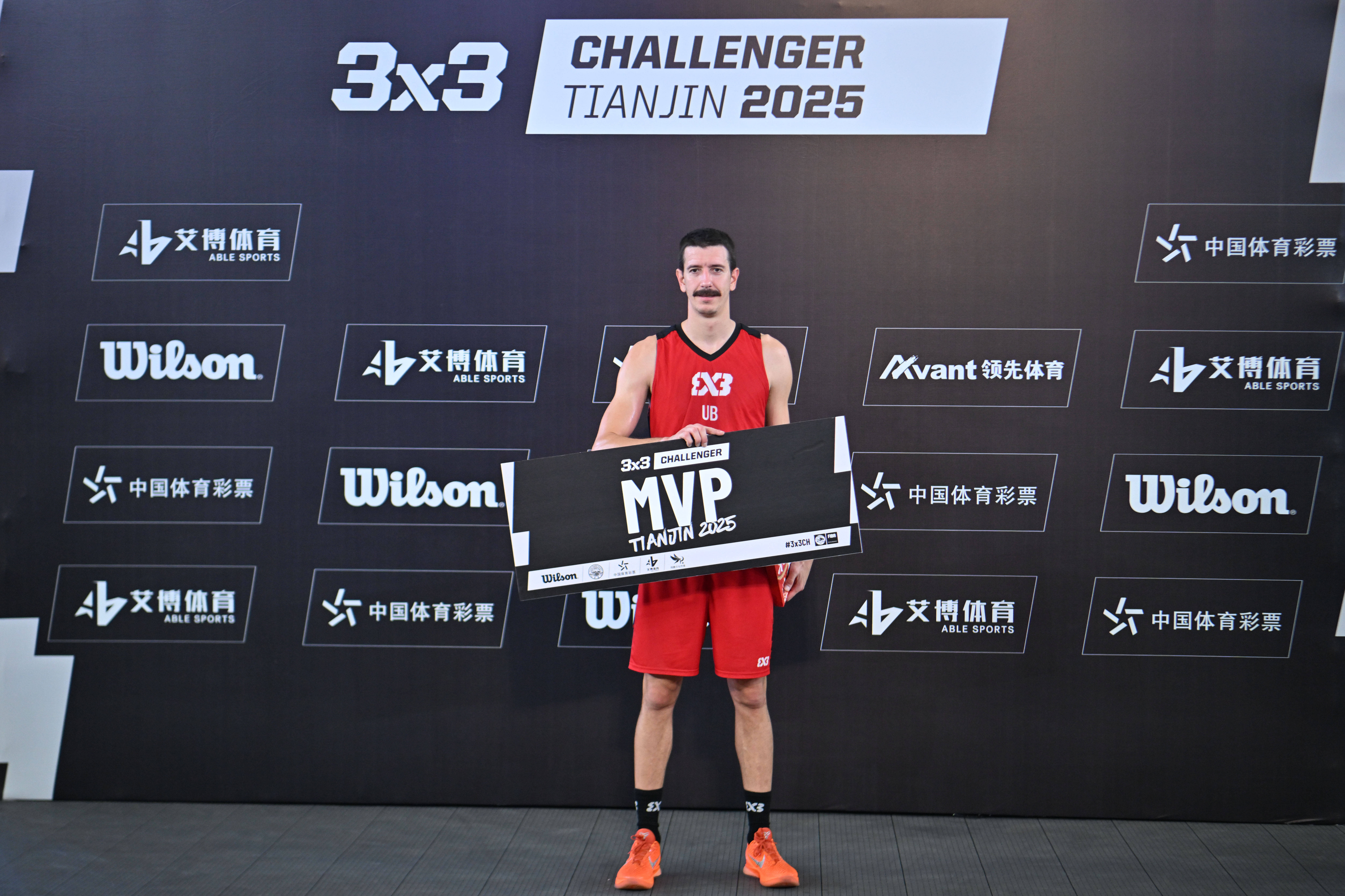 开云登录平台包含广东宏远国际比赛日内部沟通，志在欧篮联名次提升，态度坚定，心理建设被强调的词条